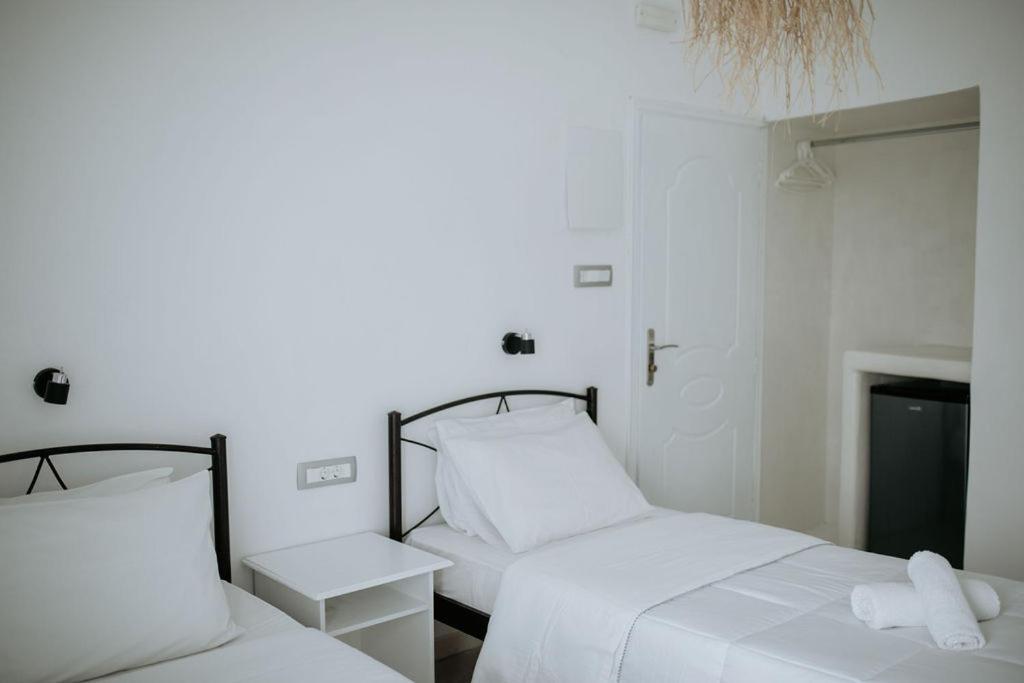 Hotel Thirasia Fira  Zimmer foto