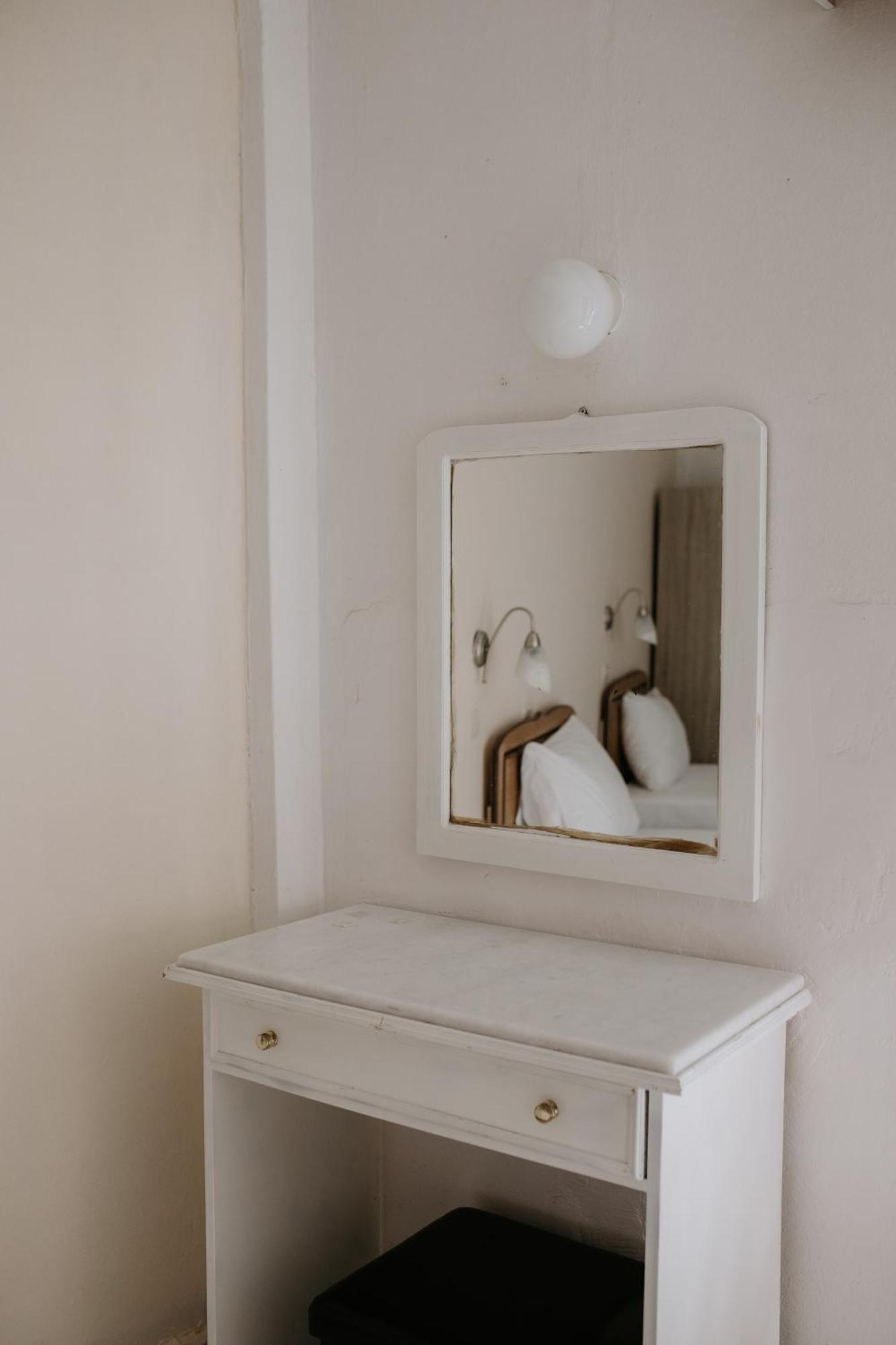 Hotel Thirasia Fira  Zimmer foto